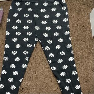 Holiday Traditions fleece thick pajama bottoms